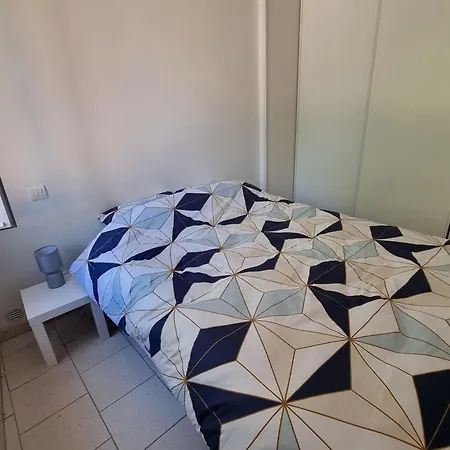 Cameos - Appartement Avec Terrasse Locairbi Le Crès Exterior foto